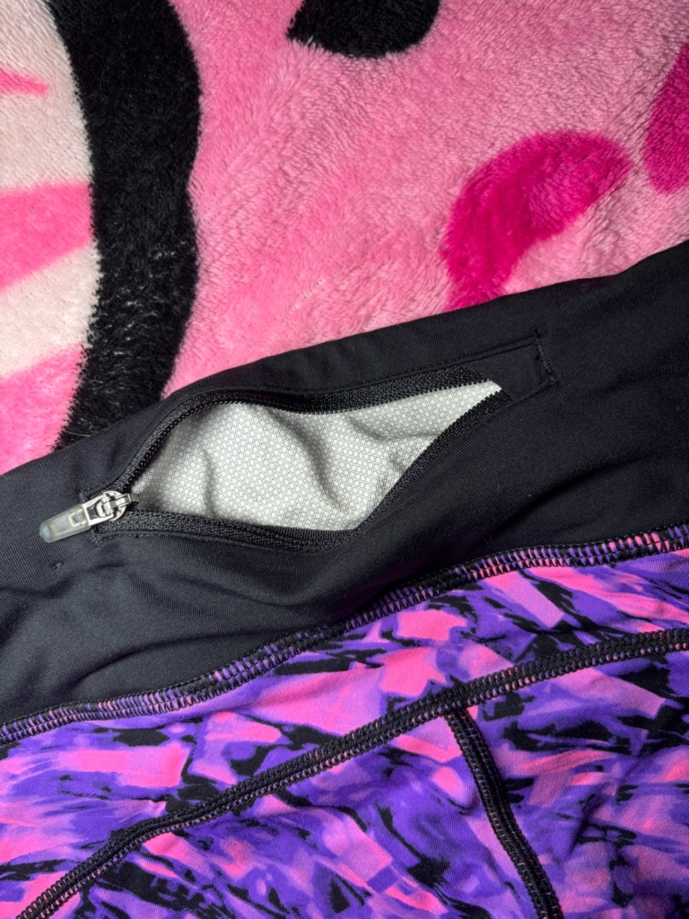 Nike Dri-Fit Capri Leggings - Picture 9 of 11